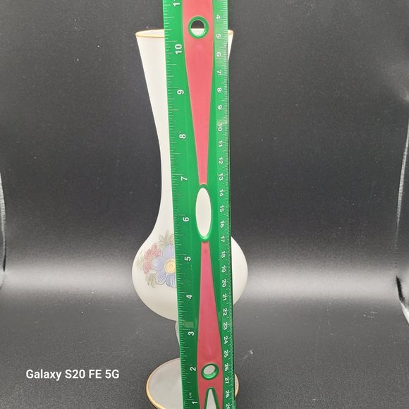 Vintage Footed White Satin Frosted Vase Made In Italy Flower Design 10” - Picture 10 of 11